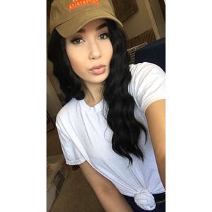 Meet your Posher, Talia